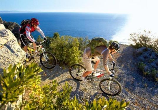 Hotel Mare Inn Finale Ligure Dış mekan fotoğraf